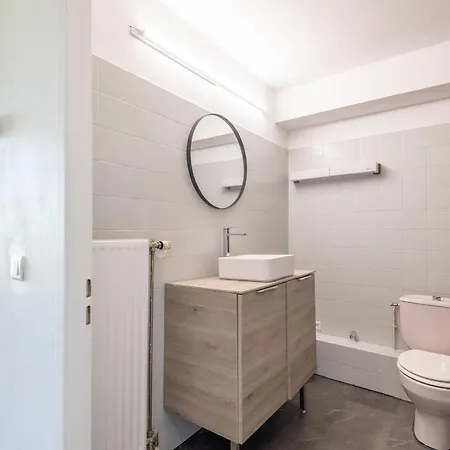 Well-equipped Studio With Magnificent Mountain Views