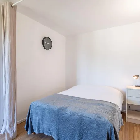 Well-equipped Studio With Magnificent Mountain Views Apartment