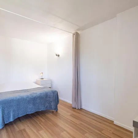 Well-equipped Studio With Magnificent Mountain Views
